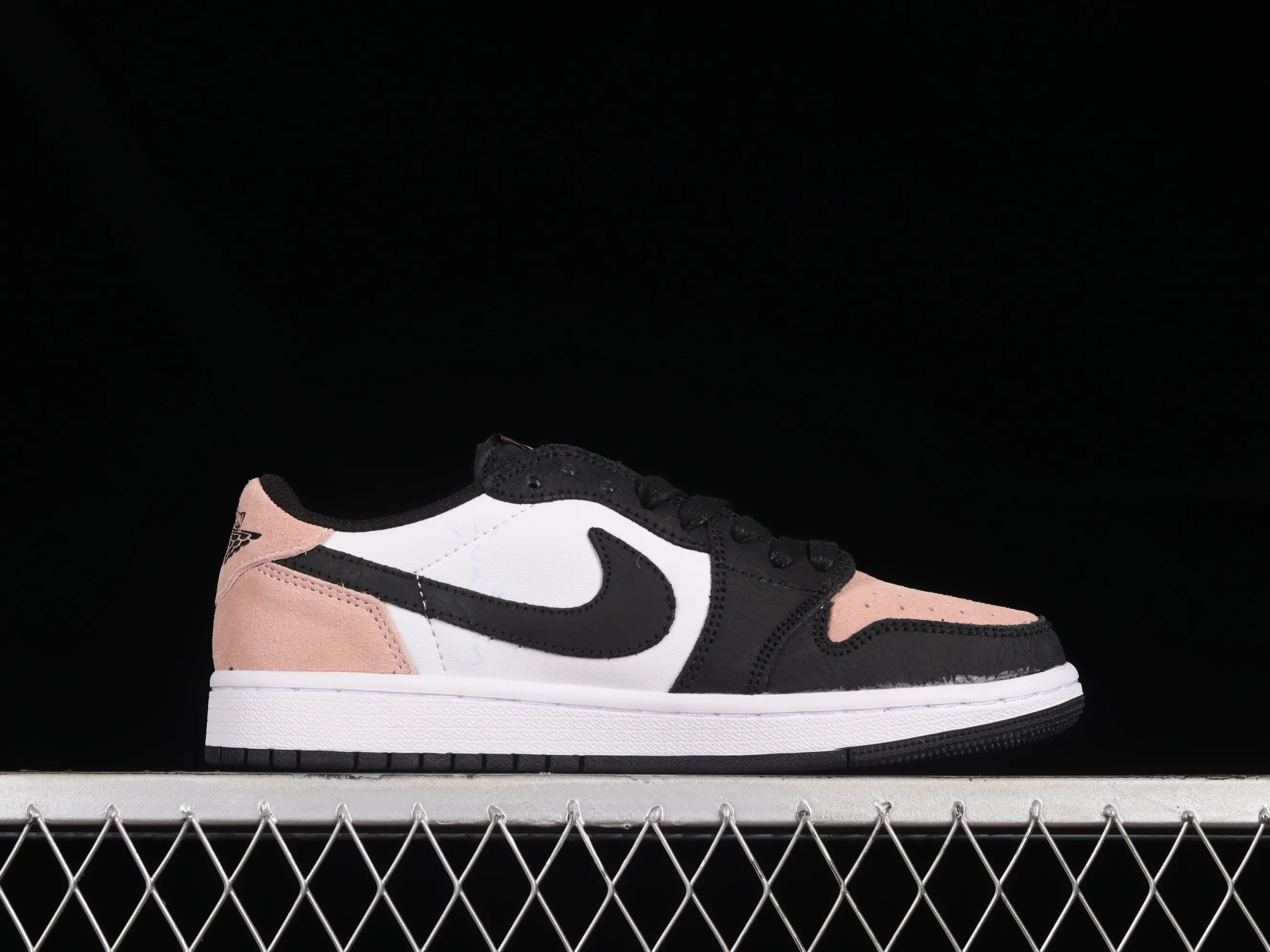 All Categories Air Jordan Jordan Series Basketball Shoes Air Jordan 1 Low Travis Scott x Air Jordan 1 AJ1 Joe 1 Overhead Low Basketball Shoes CQ4277-995